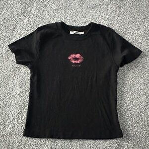 Chic Black Tee with Pink Lips Design